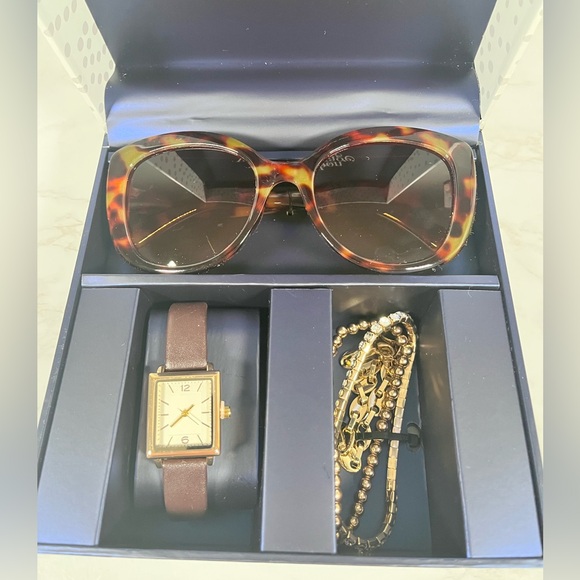 Bon Voyage Gift Set - Picture 7 of 8